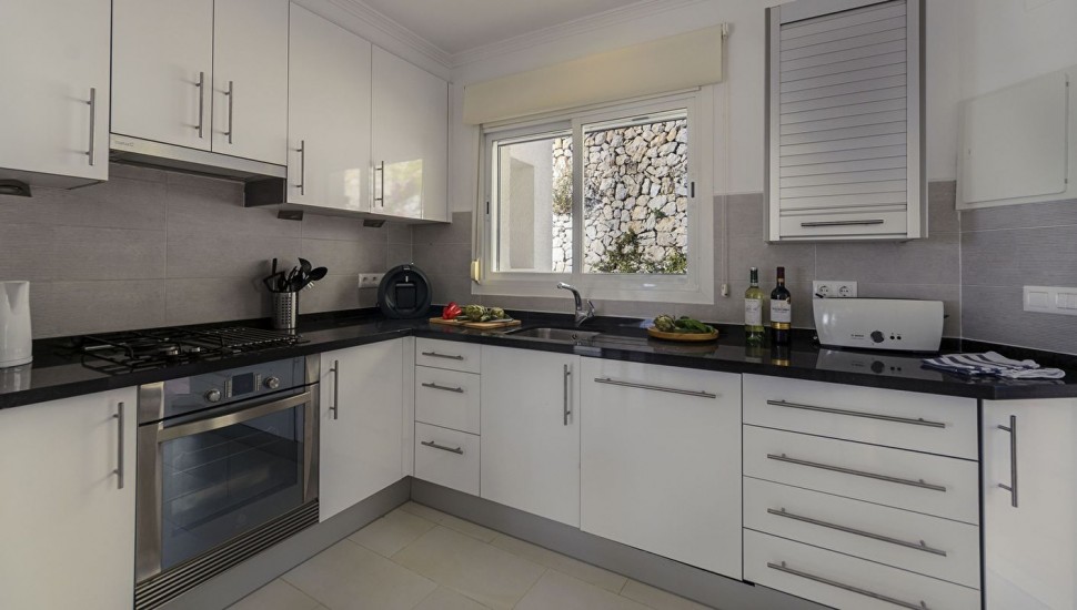 Жовта кухня інтер'єр кутова Germes ДСП, МДФ 1 метр Варіант 2567