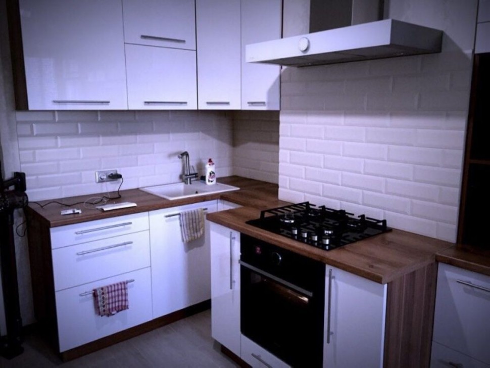 Коричнева кухня інтер'єр кутова Germes ДСП, МДФ 1 метр Варіант 2584