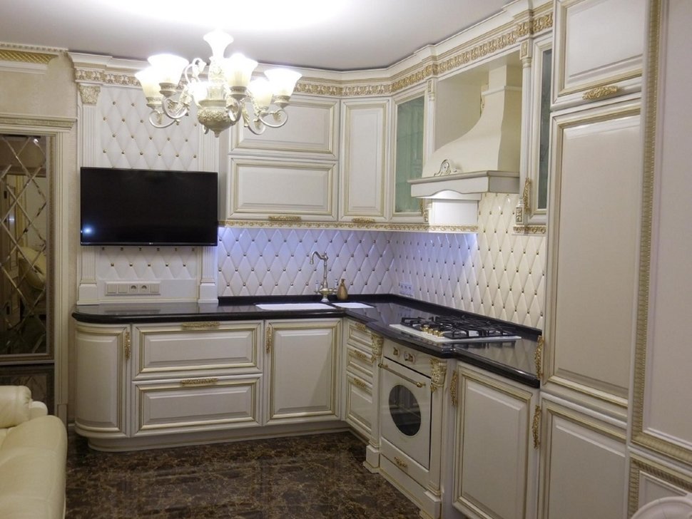 Барокко восточная кухня из натурального дерева Germes, ДСП 1м Вариант 12