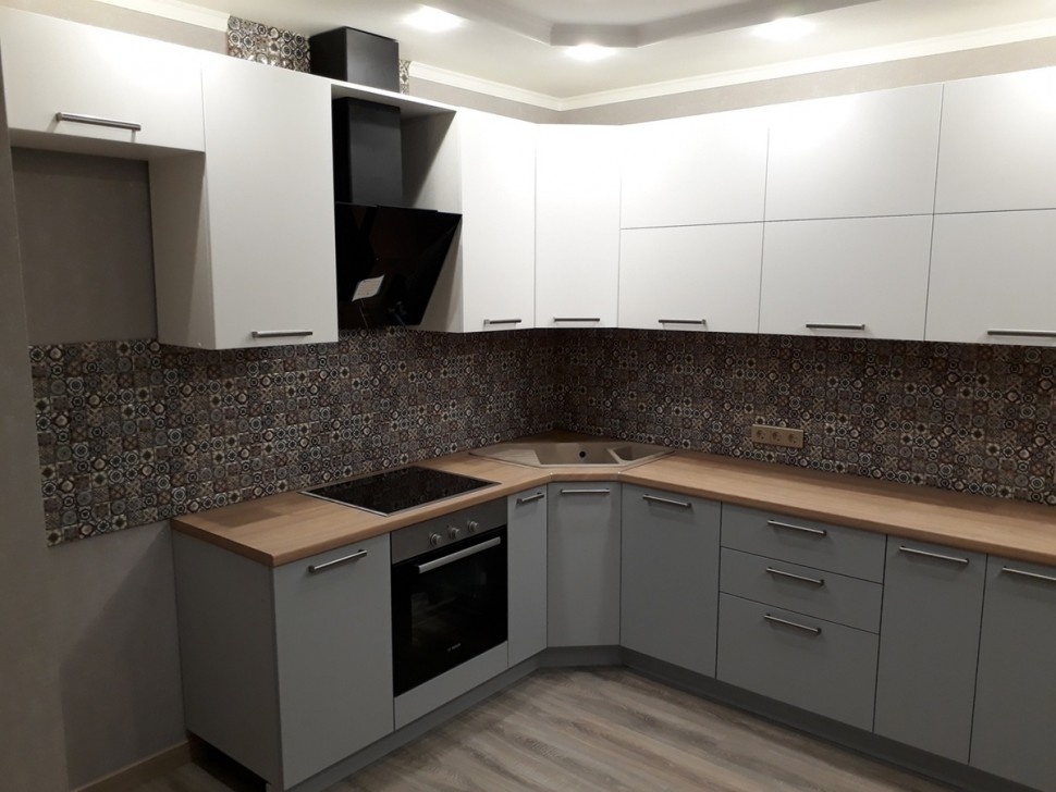 Класика європейська фарбована кухня Deluxe, ДСП 1м Варіант 1272