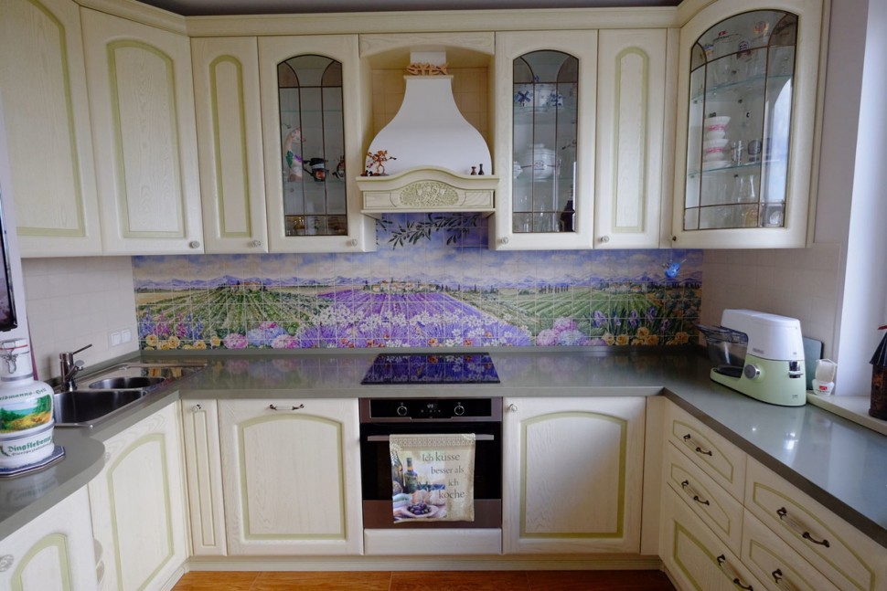 Класика європейська кухня з натурального дерева Deluxe, ДСП 1м Варіант 1136