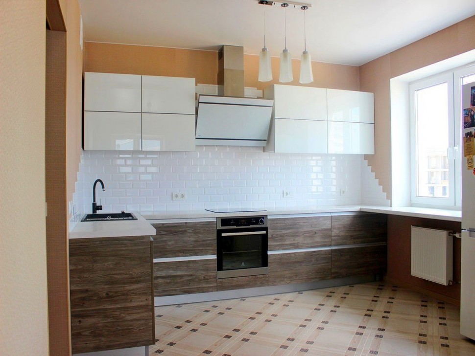 Мінімалізм італійська скляна кухня Deluxe, ДСП 1м Варіант 1377